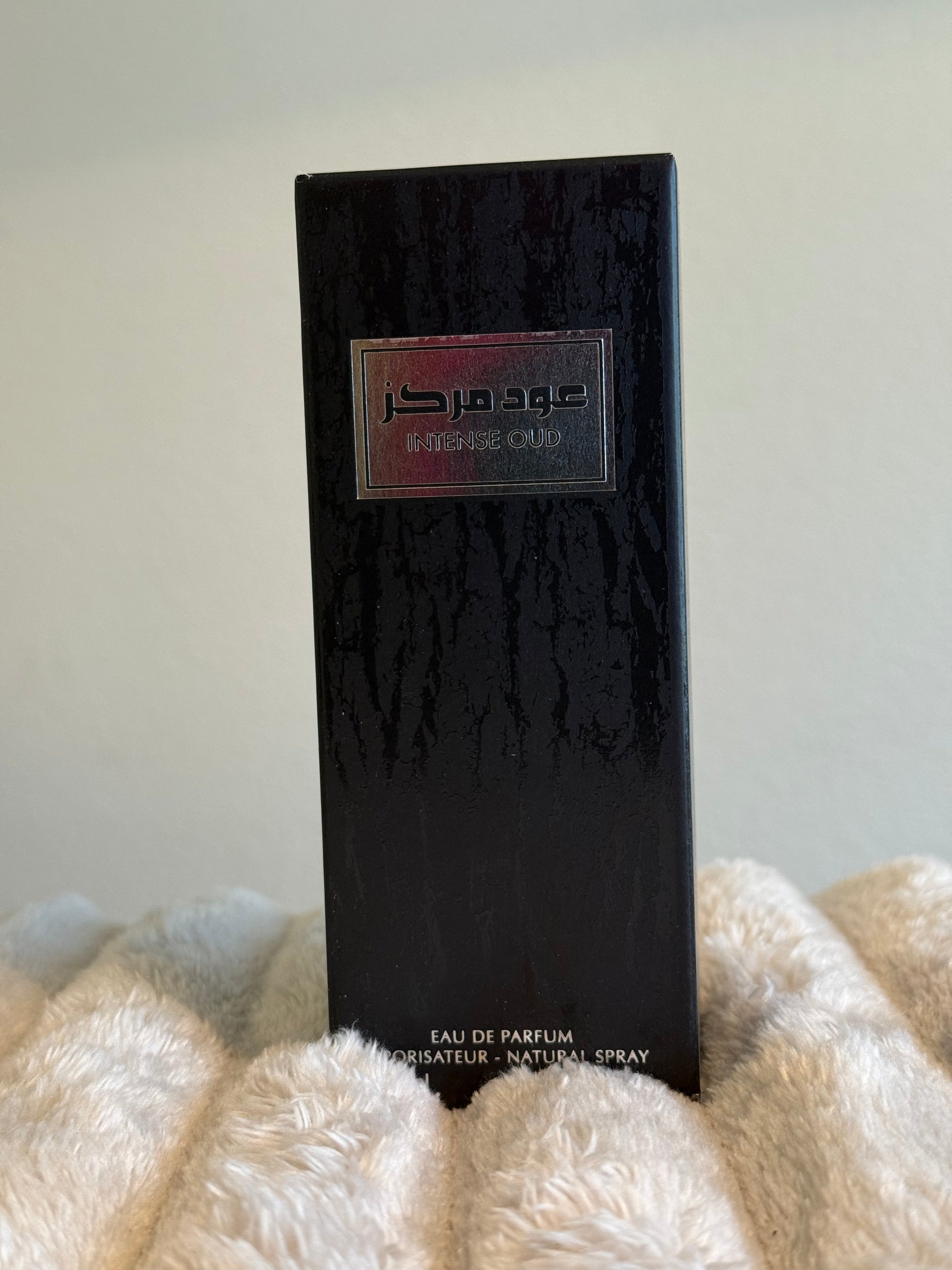 Intense Oud Aeu de perfume